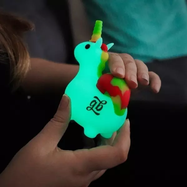 Pipa Unicornio Fluorescente GB - GB The Green Brand