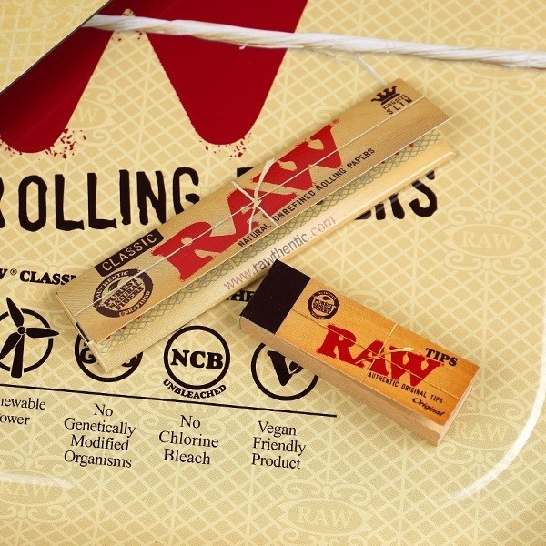 Pack RAW con Filtri, Cartine e Vassoio- GB The Green Brand