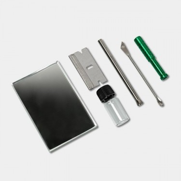 Kit per il consumo di sostanze in polvere.
