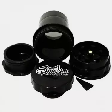 Grinder SuperHerb Safer di Super Smoker.