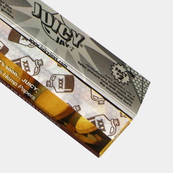Cartine aromatizzate Juicy Jay's al rum giamaicano, aperte