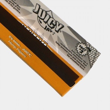 Cartine aromatizzate Juicy Jay's alla liquirizia aperte