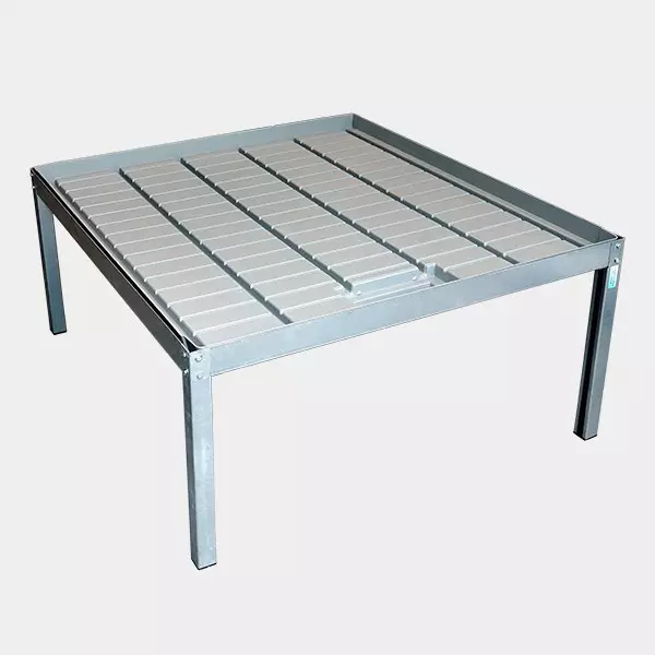 Base per vassoi indoor con misure speciali.