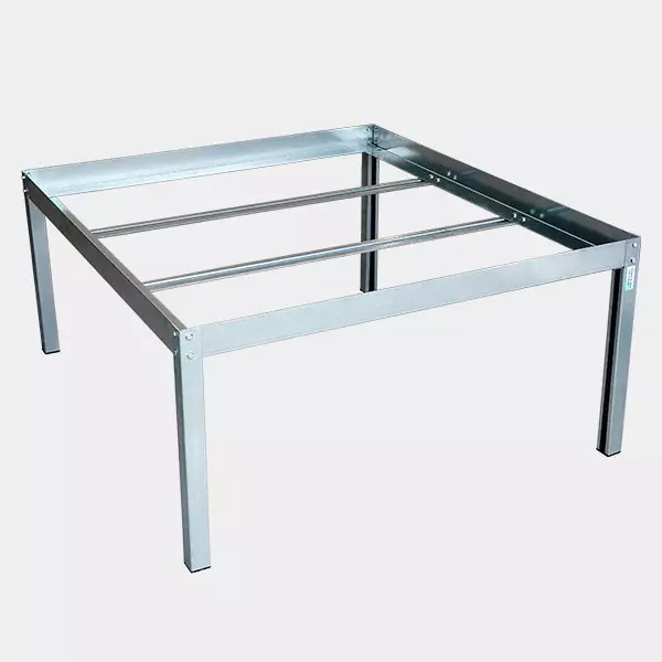 Base per vassoi indoor con misure speciali.