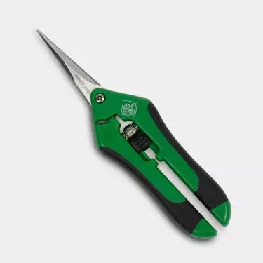 Forbici per manicure a punta curva -