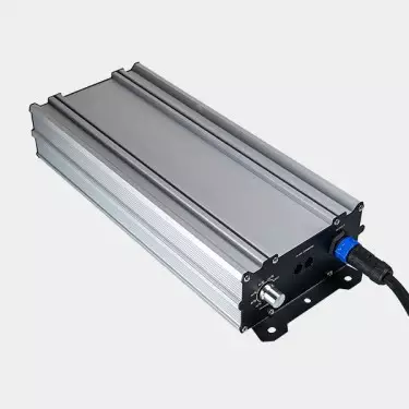 LED Galaxy 1800E 630W Solux per indoor.