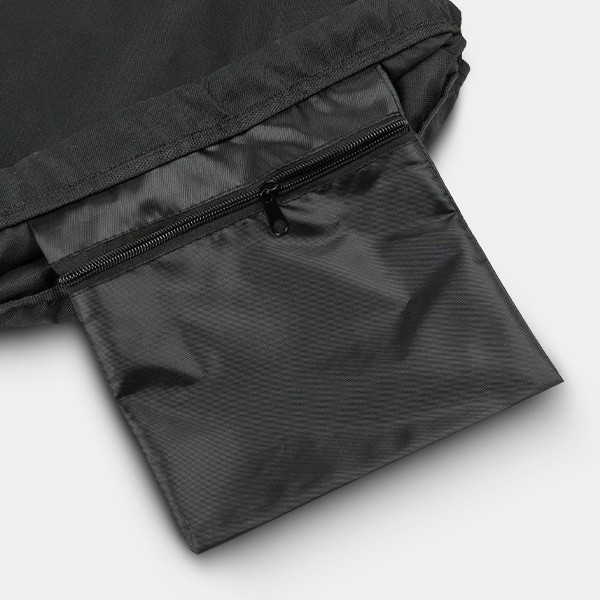 Sacca GB con cordino di colore nero e logo The Green Brand
