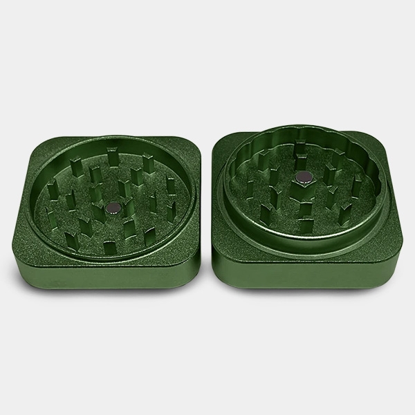 Grinder quadrato in alluminio Cannabis Coffee interno