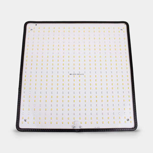 Pannello LED 50W Full Spectrum Pannello LED 50W Full Spectrum SG-Q50W per coltivazione indoor