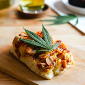 Schema pizza con marihuana